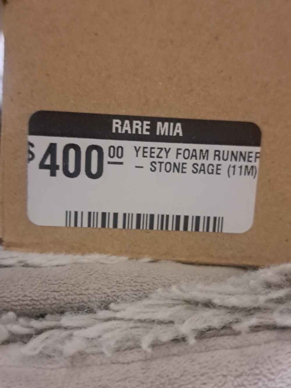 adidas YZY FOAM RNR Box Label in Brown and Black